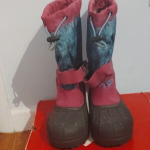 Columbia Black and Pink Winter Boots